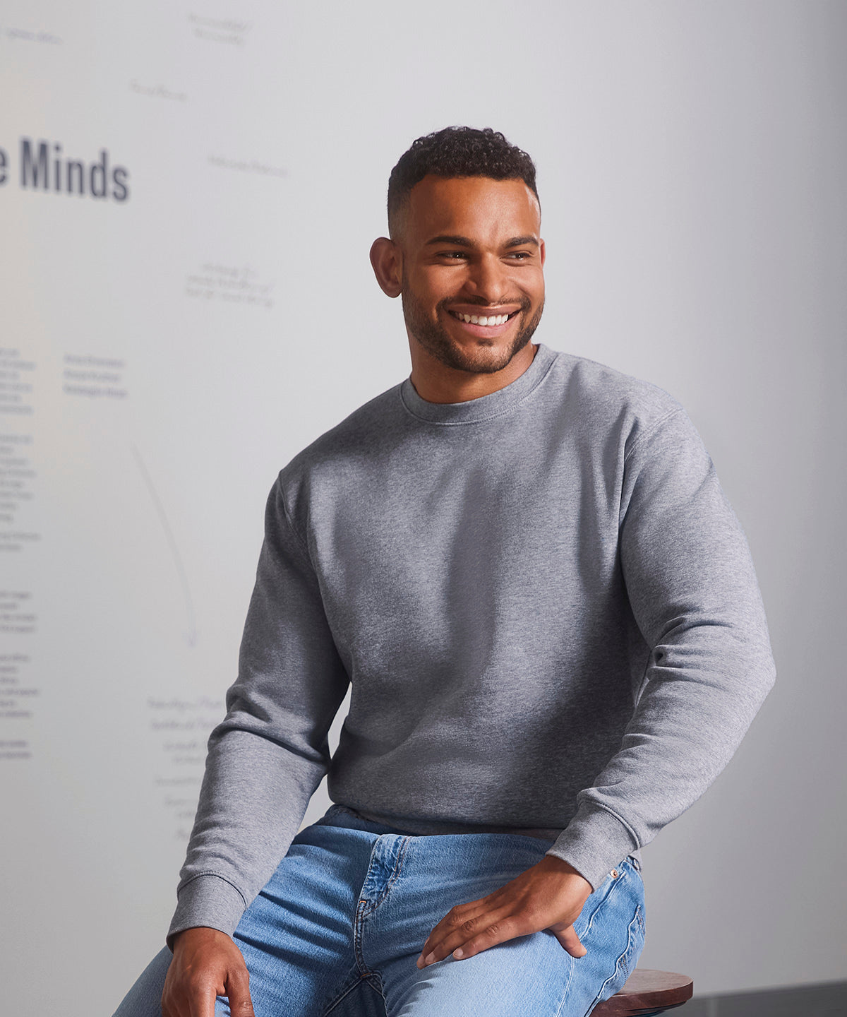 Set-in Sleeve Sweatshirt J262M